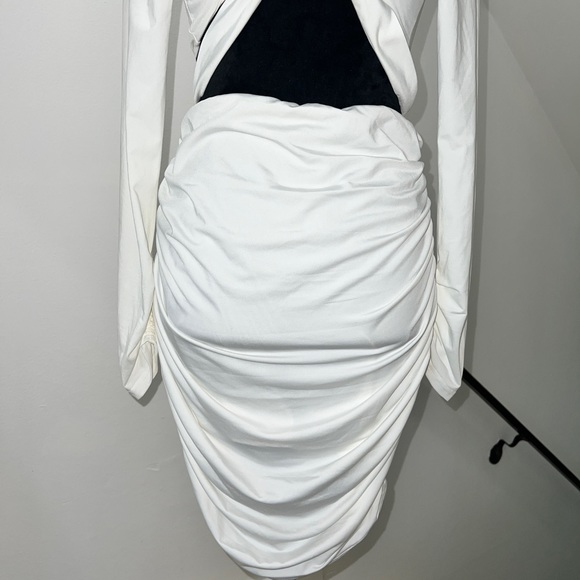 NWT Superdown Rubena Mini Dress in Ivory - Picture 8 of 12